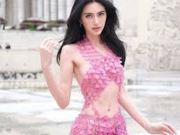 Davika Hoorne